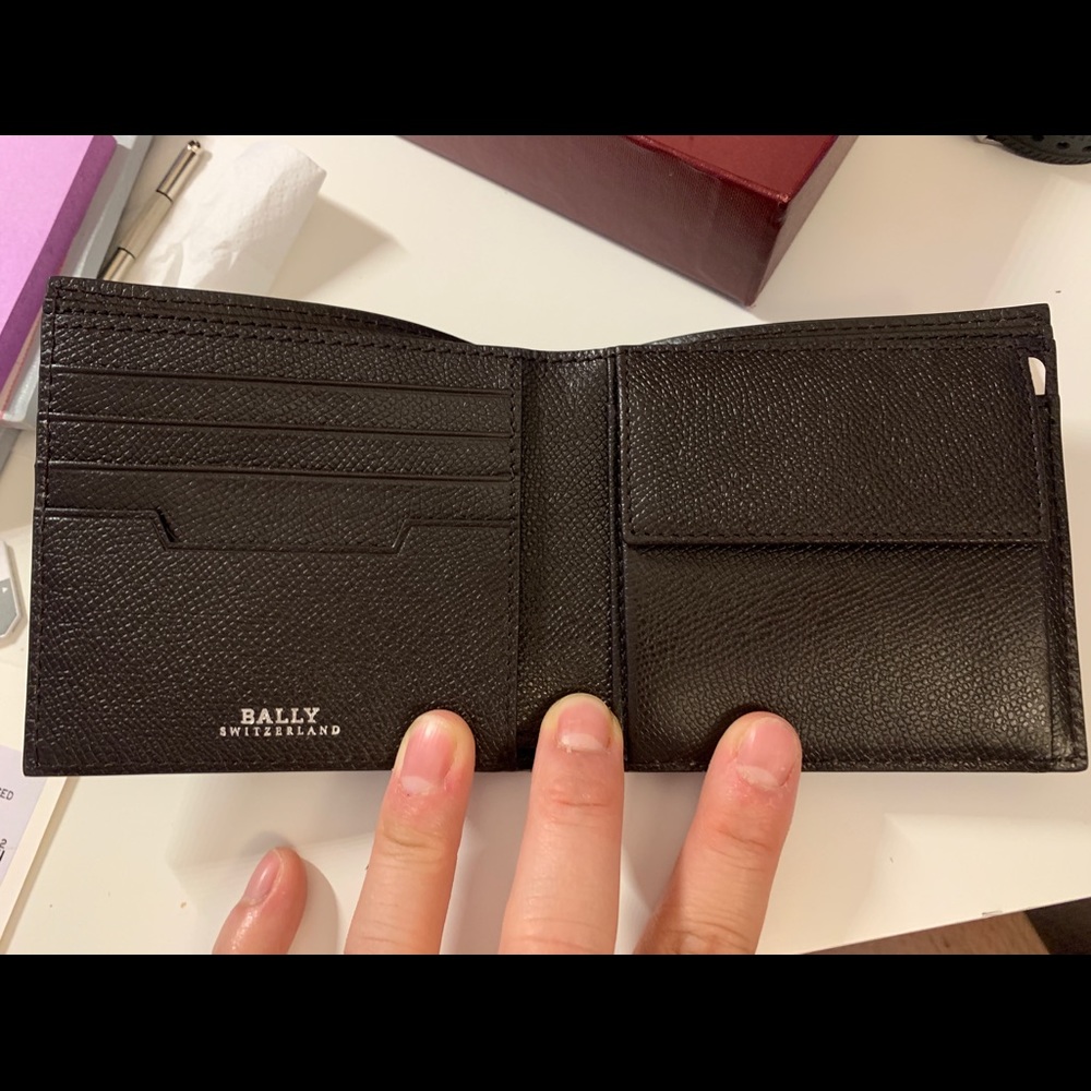 BALLY MYIE BLACK BI-FOLD WALLET